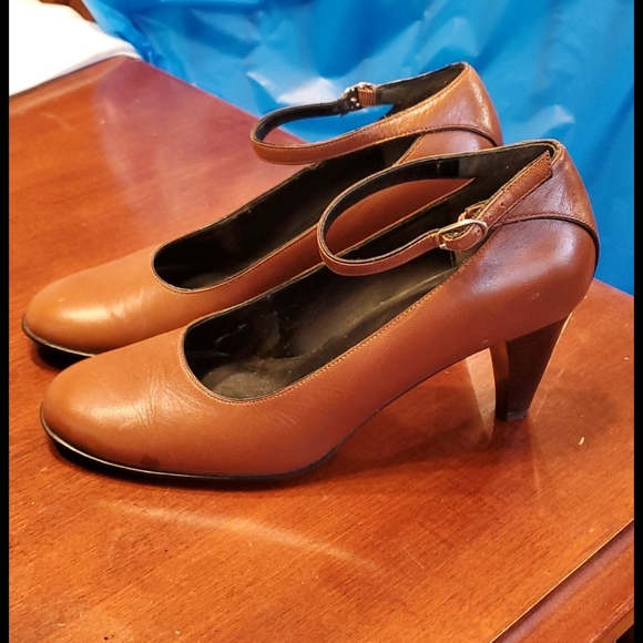 Naturalizer Shoes - Vintage Naturalizer heels